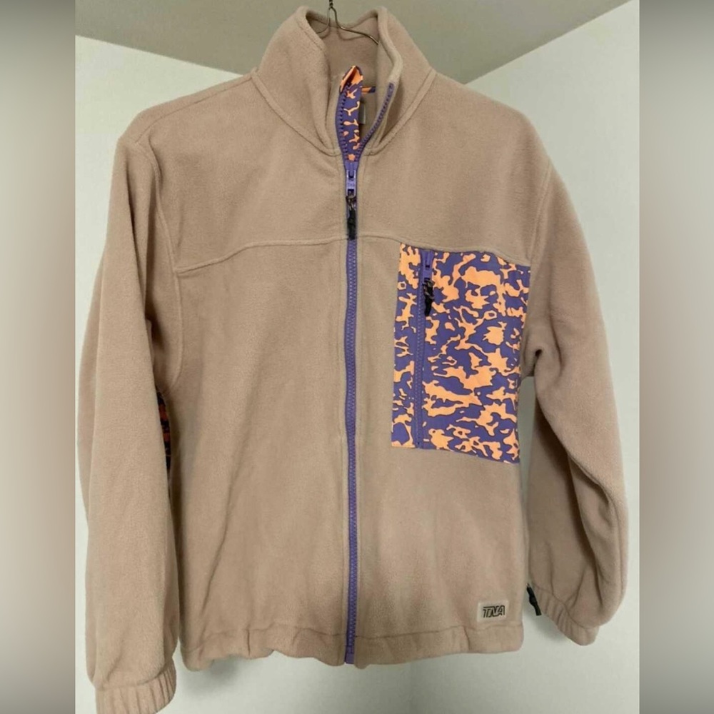 ariztia TNA fleece coat